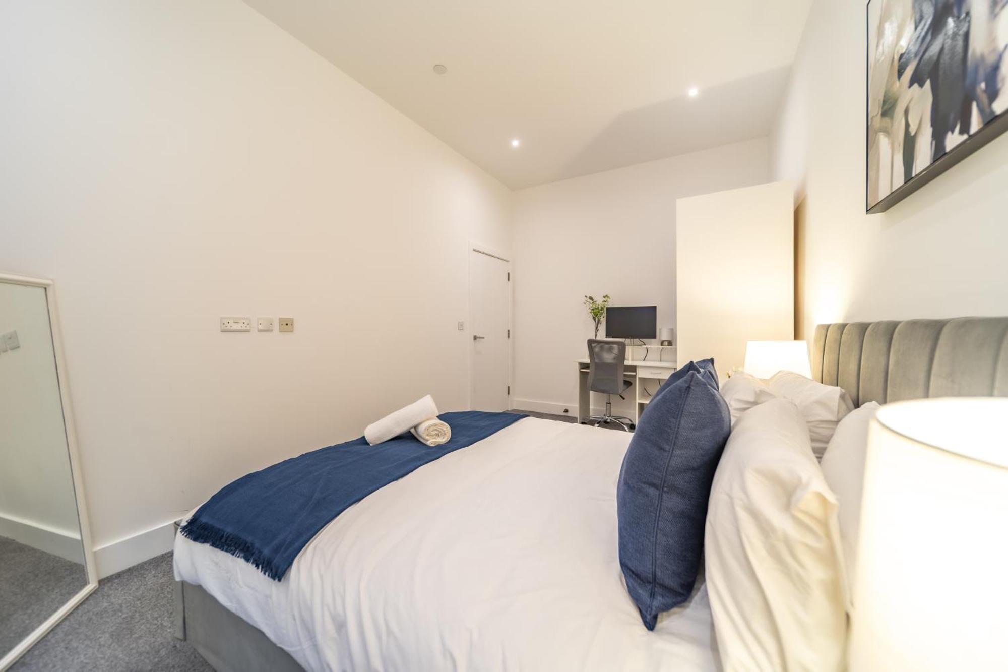 The Essex Apartments - Ashby House 切姆 外观 照片