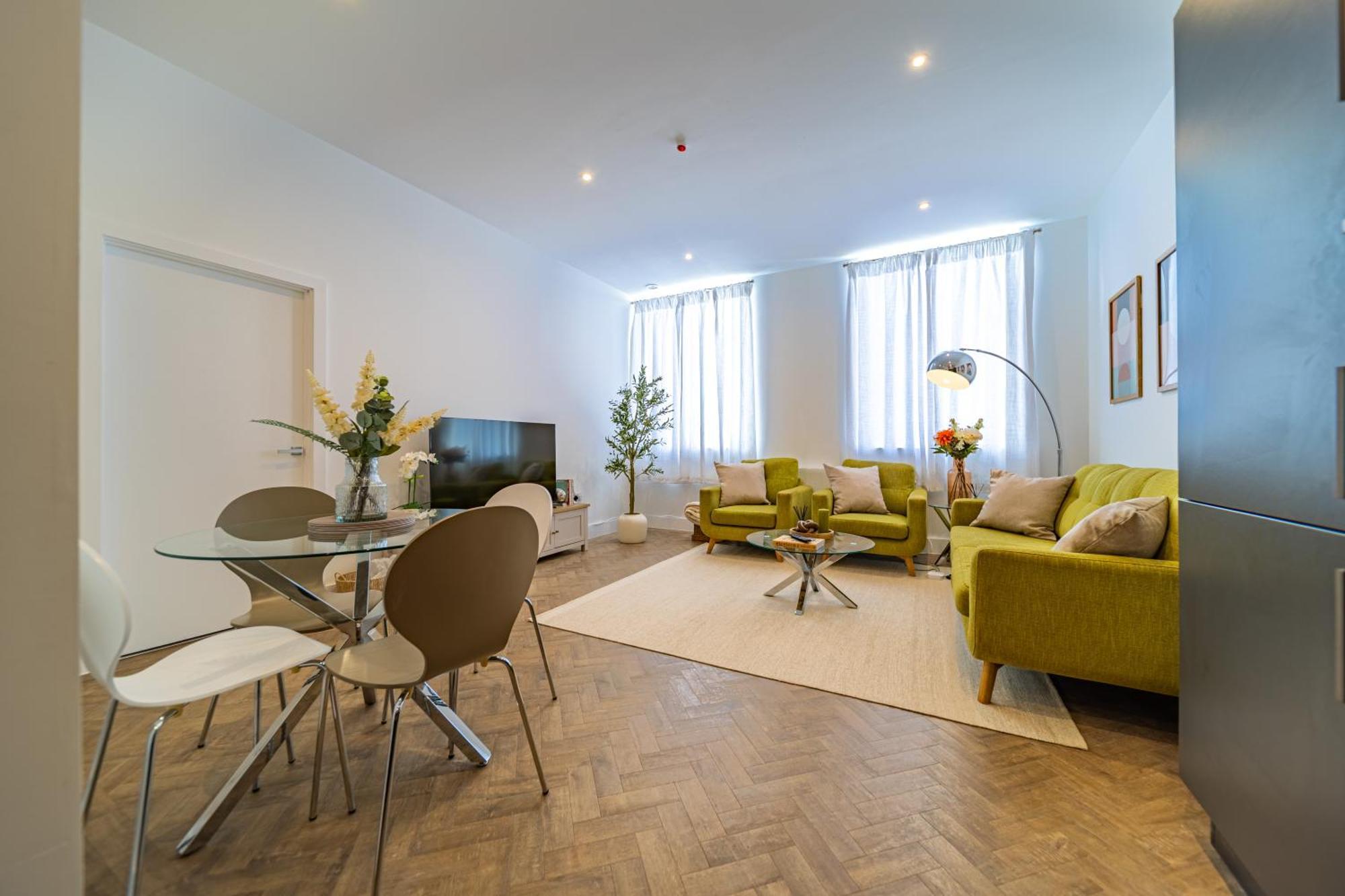 The Essex Apartments - Ashby House 切姆 外观 照片